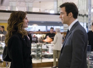 Julia Roberts y Clive Owen en "Duplicity"